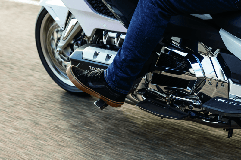 Kuryakyn Omni Cruise Mnt With Pegs Chrome - Powersports Haven