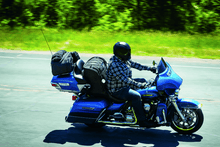 Load image into Gallery viewer, Kuryakyn Momentum Wanderer Seat Bag - Powersports Haven