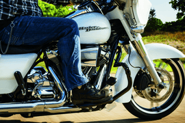 Kuryakyn Starter Cover Milwaukee-8 Chrome - Powersports Haven