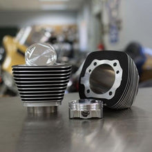 Load image into Gallery viewer, S&amp;S Cycle 99-06 BT 4in Bore 4in Stroke Cylinder Kit - Wrinkle Black w/ Highlight - Powersports Haven