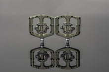 Load image into Gallery viewer, User 1