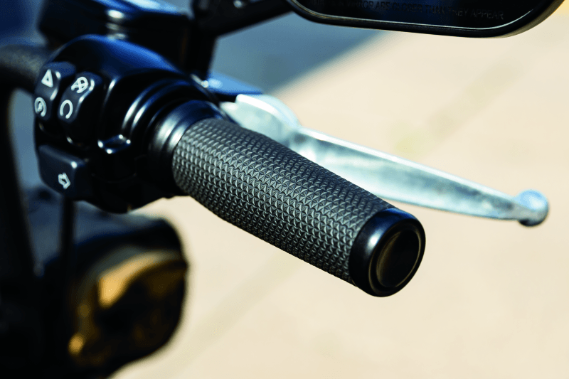 Kuryakyn Thresher Grips Throttle-By-Wire Black - Powersports Haven
