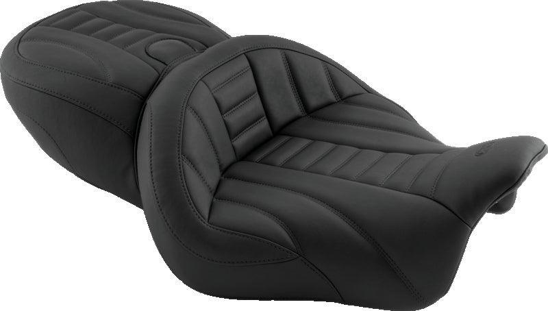 Mustang 15-21 Harley Freewheeler Super Touring Deluxe 1PC Seat - Black - Powersports Haven