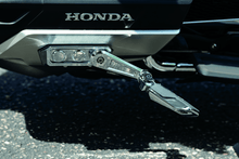 Load image into Gallery viewer, Kuryakyn Omni Cruise Mnt With Pegs Chrome - Powersports Haven